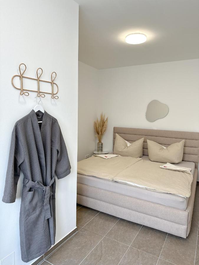 Ferienwohnung Modernes Haus Naehe Parndorf Bruck an der Leitha Exterior foto
