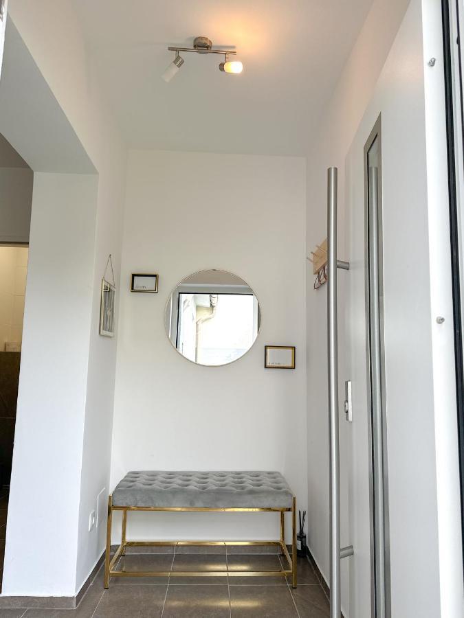 Ferienwohnung Modernes Haus Naehe Parndorf Bruck an der Leitha Exterior foto